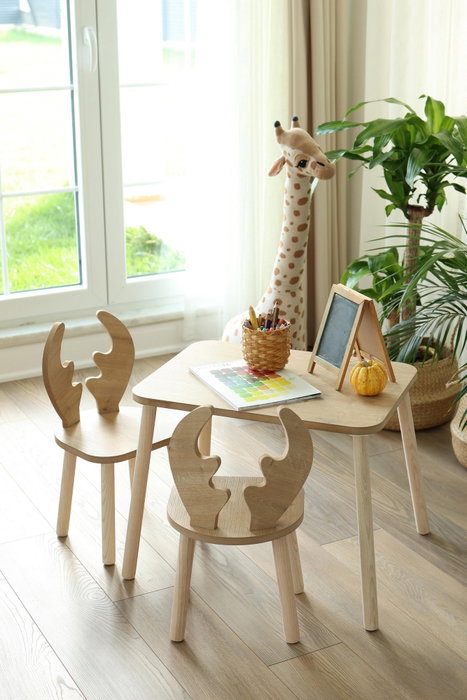 Hanah Home Conjunto de Mesa y Silla Infantil - Marrón